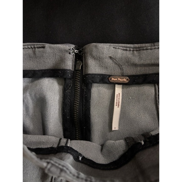 Free People olive/khaki green Womens mini skirt, size 2 - Picture 3 of 4